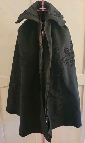 Vintage wool renaissance - wool, cape