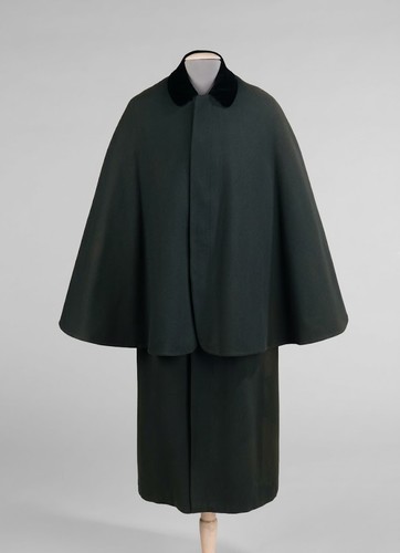 Victorian gentleman wool cape - victorian,