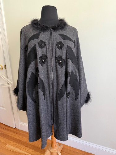 Handmade 100 wool cape - handmade,
